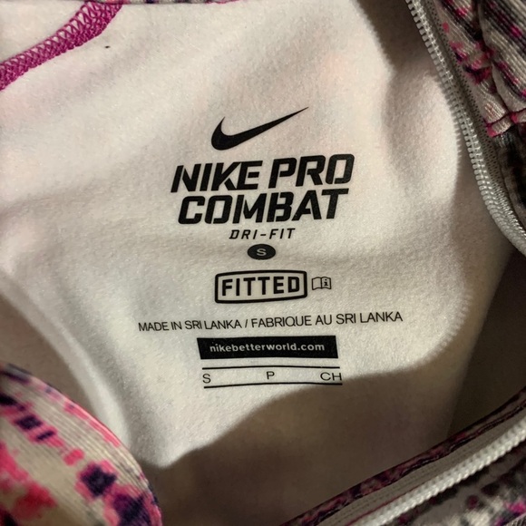 Nike Pro Combat Multicolor 1/4 Zip Jacket - Picture 9 of 10